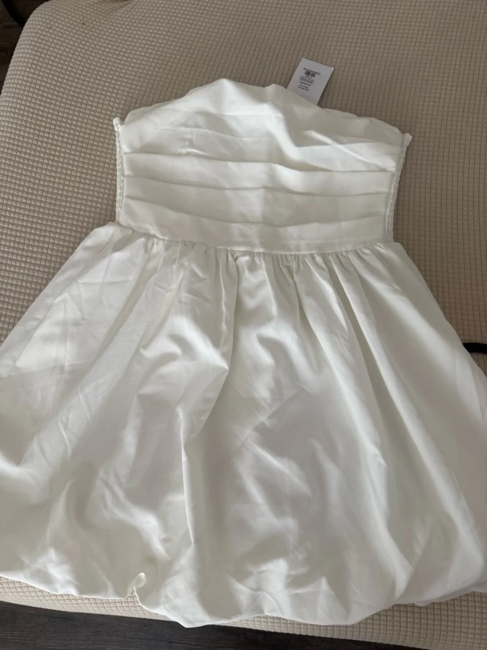 NWT Showpo Flaw Shaima Mini Strapless Dress size 8 - Picture 4 of 7
